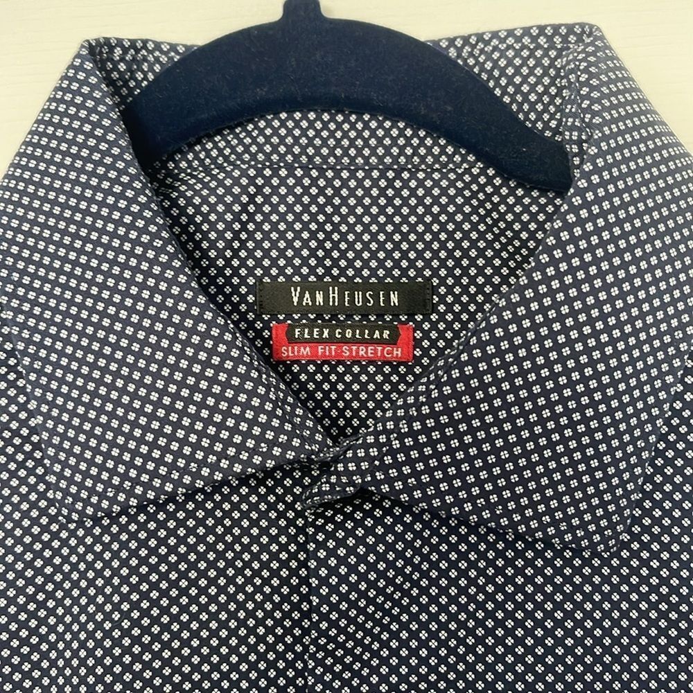 Men’s button down shirt - Picture 2 of 4